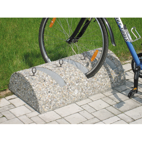 Kerékpárállvány betonból